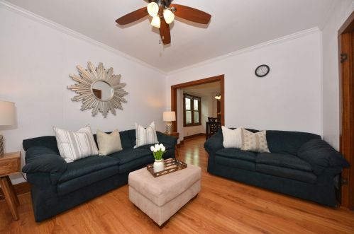 1008 Linden St, West Bend, WI 53090-2414