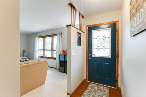 2756 107th Ln, Minneapolis, MN 55433-4009