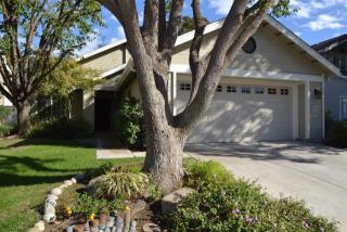 9178 Woodlawn Dr, Fresno, CA 93720-1290
