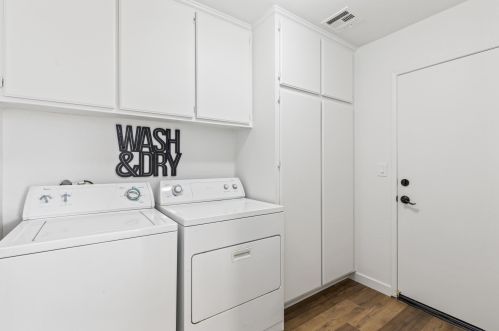 48118 Via Hermosa, La Quinta CA  92253-2227 exterior