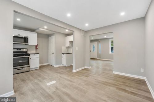 2771 Constitution Rd, Camden NJ  08104-2913 exterior