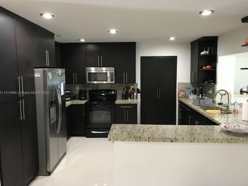 14201 41st St, Hollywood FL  33027-3012 exterior