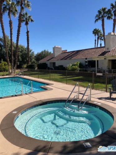 434 Sunningdale Dr, Rancho Mirage CA  92270-1479 exterior