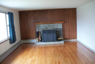 34 Monroe St, Branford CT  06405-3004 exterior