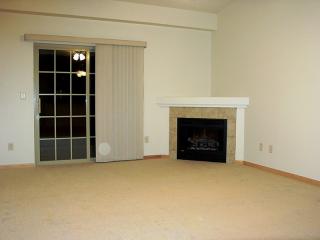 2542 Cascade Ln, Iowa City IA  52246-4170 exterior