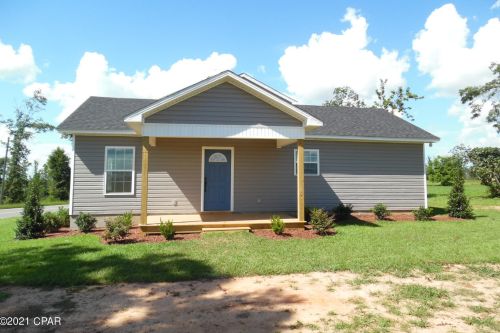 1106 Church St, Marianna, FL 32448-7361