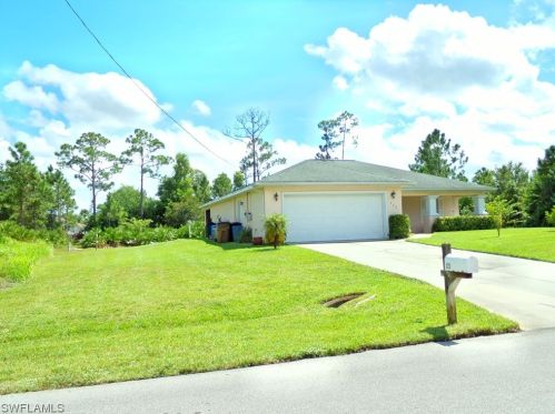 920 Robert Ave, Lehigh Acres, FL 33936-0901