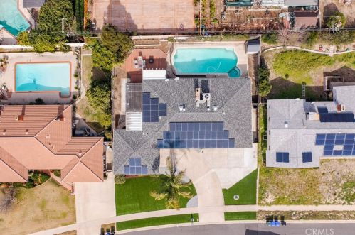 658 39th St, San Bernardino, CA 92404-1746
