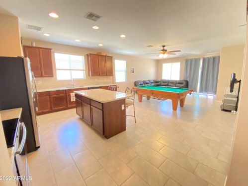 25015 Wayland Dr, Buckeye, AZ 85326-1418