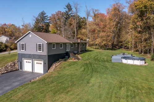 172 Butch Cir, Edinburg, PA 16116-2902
