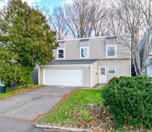 9 Stirling Ct, Middletown, CT 06457-1630