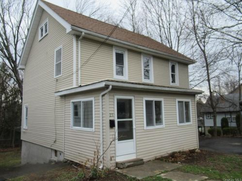 25 Horton Ave, Middletown, NY 10940-3216