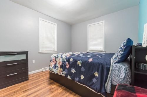 22 Veazie St, Providence RI  02908-2410 exterior