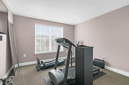 47 Sunset Dr, Tinton Falls NJ 07724 exterior