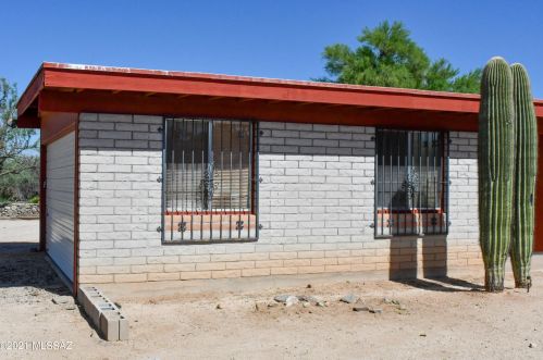 1230 Emerine Dr, Tucson, AZ 85704-3315