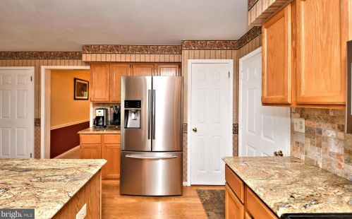 122 Claremont Dr, Lansdale PA 19446-6361 exterior