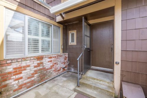 3900 Crofton Way, South San Francisco CA  94080-3914 exterior