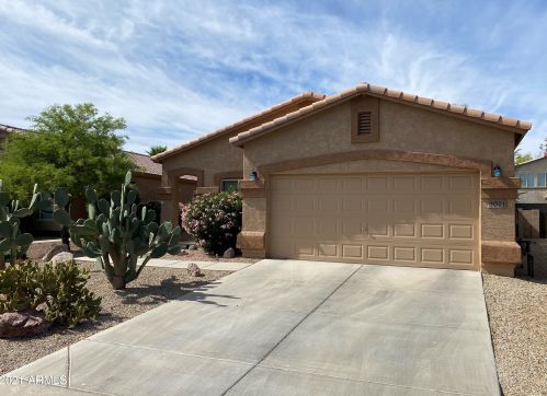 1071 Canyon Trl, San Tan Valley, AZ 85143-6172