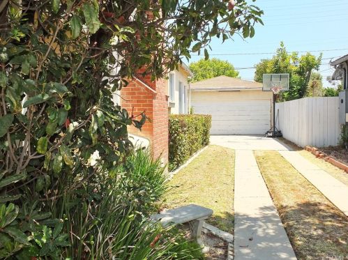 3906 Marron Ave, Long Beach, CA 90807-3614