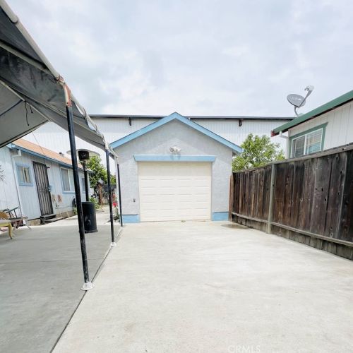 60 Hawkins St, Hollister CA  95023-4902 exterior