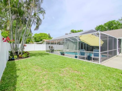 10730 Oakhaven Dr, Pinellas Park FL  33782-2511 exterior