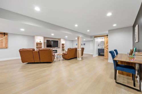 1043 Carryback Dr, Pataskala OH 43062-9543 exterior