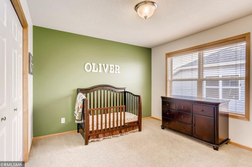 1136 Kerber Pass, Chaska MN 55318-5402 exterior