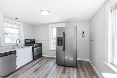 126 Walnut St, Bloomfield NJ 07003-5030 exterior