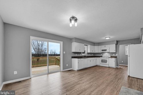 275 Georgetown Rd, Littlestown PA  17340-9757 exterior