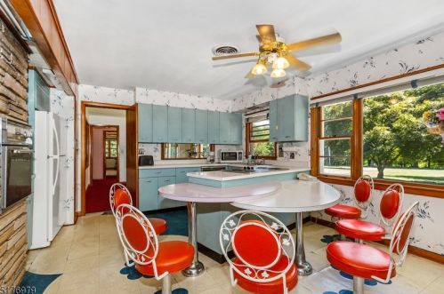 304 Jacksonville Rd, Lincoln Park NJ  07035-1515 exterior