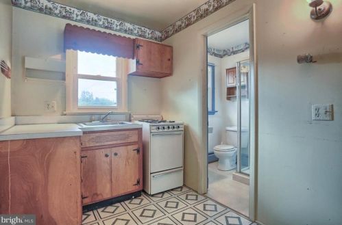 15 Winding Hill Rd, Navy Sup Dpt PA  17055-5617 exterior