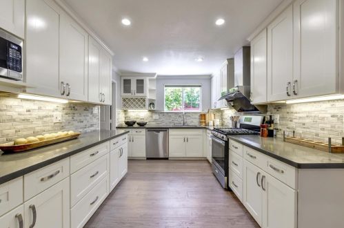 3444 Spring St, Redwood City CA  94063-4219 exterior