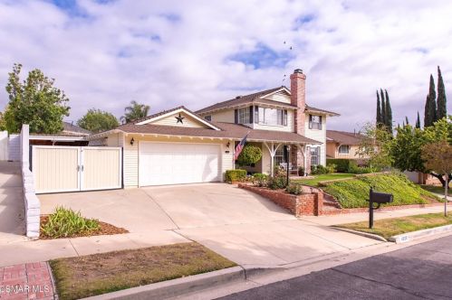 4028 Presidio Dr, Simi Valley, CA 93063-1125