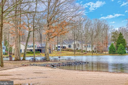 305 Harrison Cir, Locust Grove VA  22508-5256 exterior