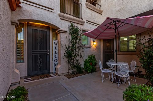 16060 Mercer Ln, Sun City, AZ 85379-4785