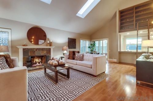 10370 Viacha Dr, San Diego CA  92124-3411 exterior