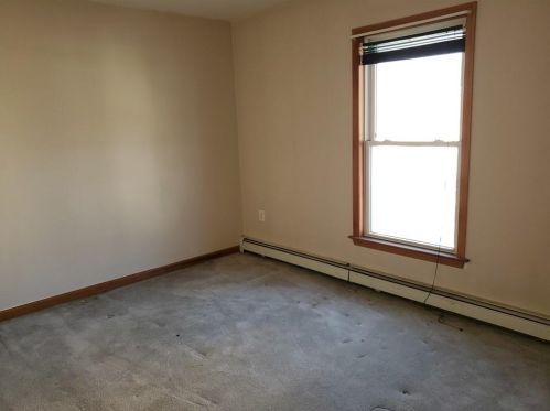 24 Padelford St, Providence RI 02906-1842 exterior