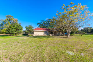 6201 Singletree Trl, Sarasota, FL 34241-8585