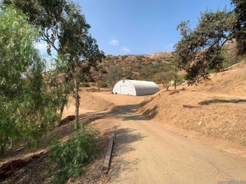 14740 Willow Rd, Lakeside CA  92040-1938 exterior