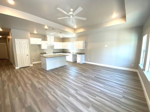 3402 Cornelia St, Greenville, TX 75401-5135