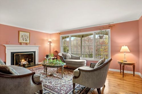 111 Little Brook Rd, New Canaan CT  06840-4917 exterior