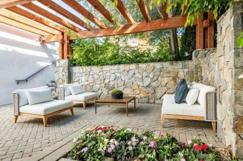 1108 Via Zumaya, Palos Verdes Estates CA  90274-2820 exterior