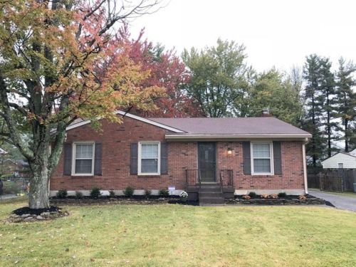 5306 Sprucewood Dr, Louisville, KY 40291-1148
