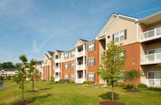 1212 Triple Crown Cir, Chesapeake VA  23320-2683 exterior