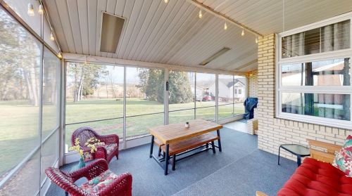 118 Glenwood Ave, Evans City PA  16033-9308 exterior