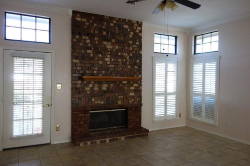 989 Downey Dr, Lewisville TX  75067-7435 exterior