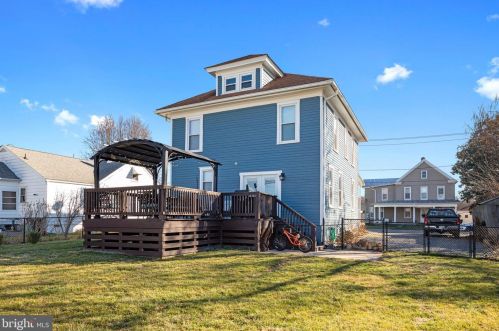 141 Funk St, Strasburg VA  22657-2403 exterior