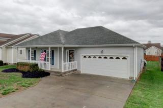 3705 Jot Dr, Clarksville, TN 37040-5771