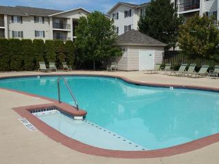 9315 Chapel Hill Blvd, Pasco WA  99301-7216 exterior