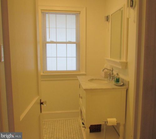 118 35th Ave, Atlantic City NJ  08403-1613 exterior